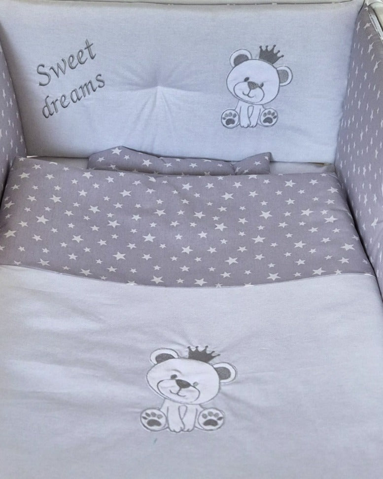 Set lenjerie ESENTIAL cu aparatori clasice - NOOKA Teddy Stars Grey