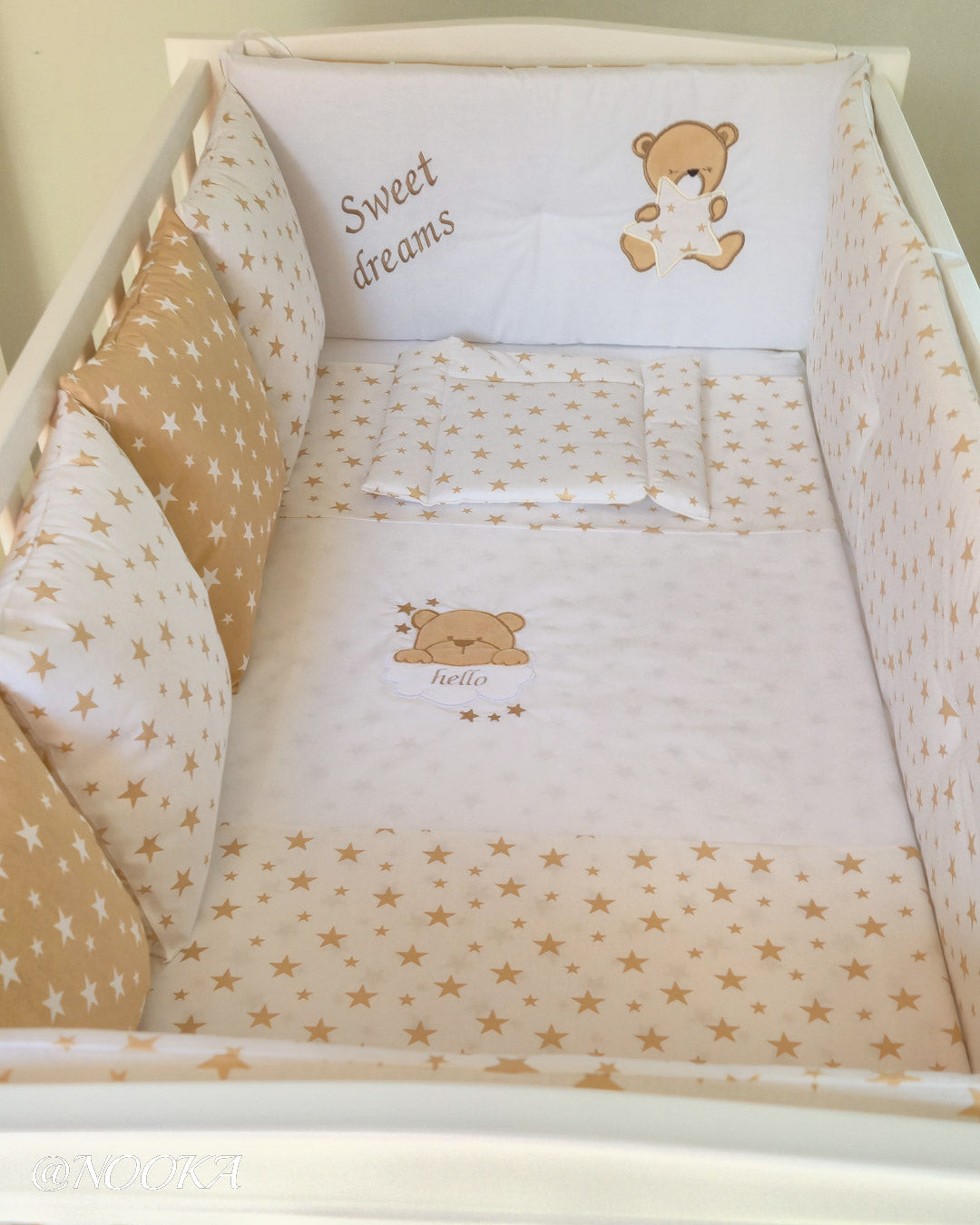Set lenjerie CONFORT cu laterale combinate clasic & tip perne- NOOKA Teddy Dots Beige