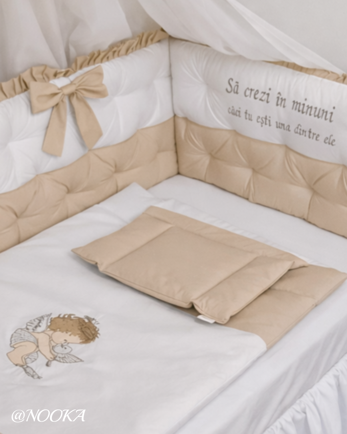 Set lenjerie PREMIUM laterale matlasate cu baldachin decorativ - NOOKA Little Angel