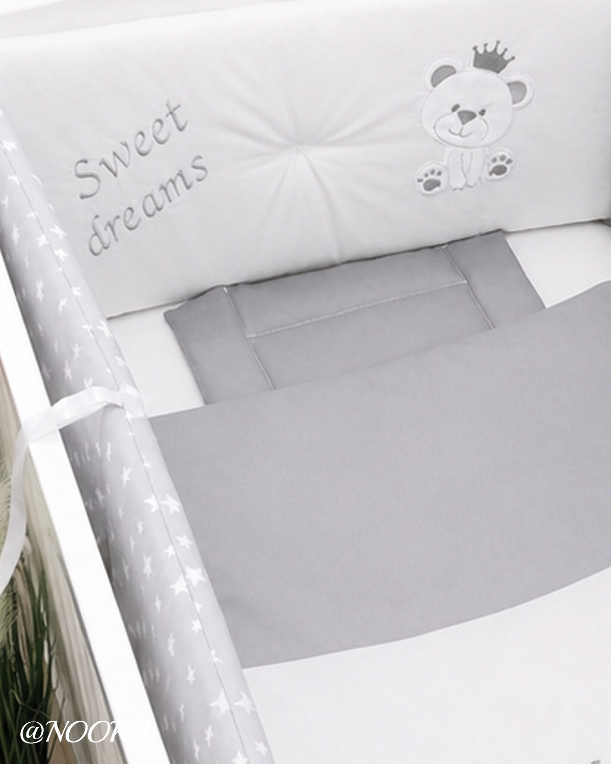 Set lenjerie ESENTIAL cu aparatori clasice NOOKA  Teddy King