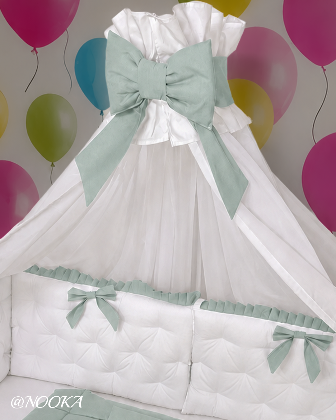 Set lenjerie PREMIUM laterale matlasate bicolore si baldachin decorativ