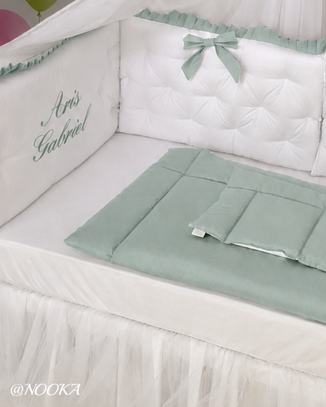 Set lenjerie PREMIUM laterale matlasate bicolore si baldachin decorativ