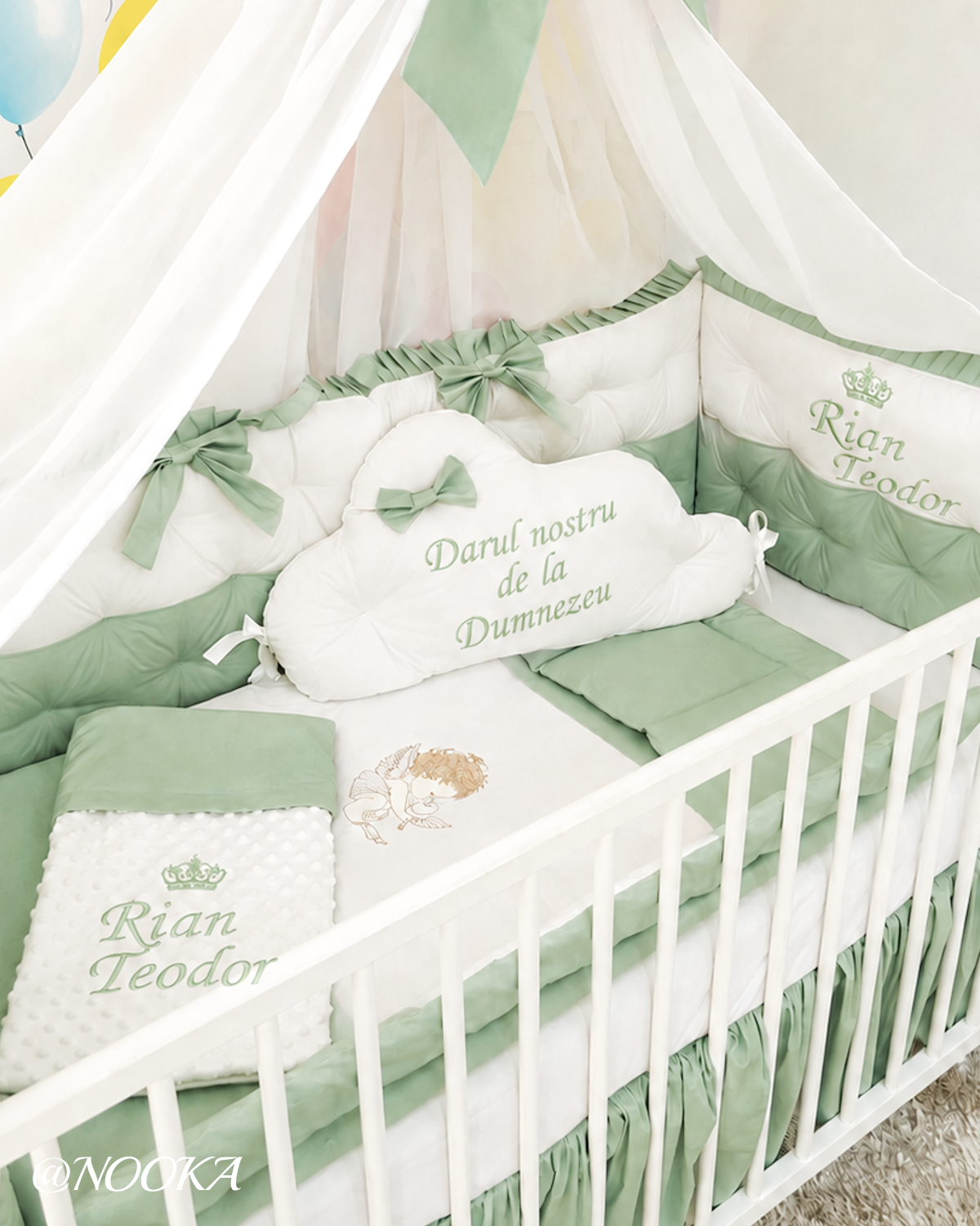 Set lenjerie PREMIUM laterale matlasate cu baldachin decorativ - NOOKA Sage Angel