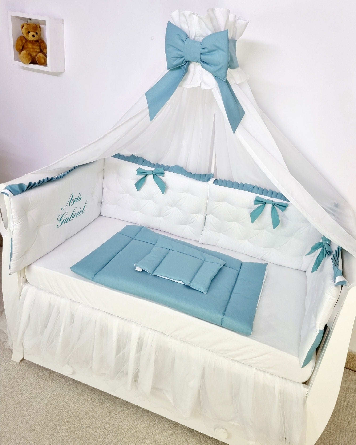 Set lenjerie PREMIUM laterale matlasate bicolore si baldachin decorativ