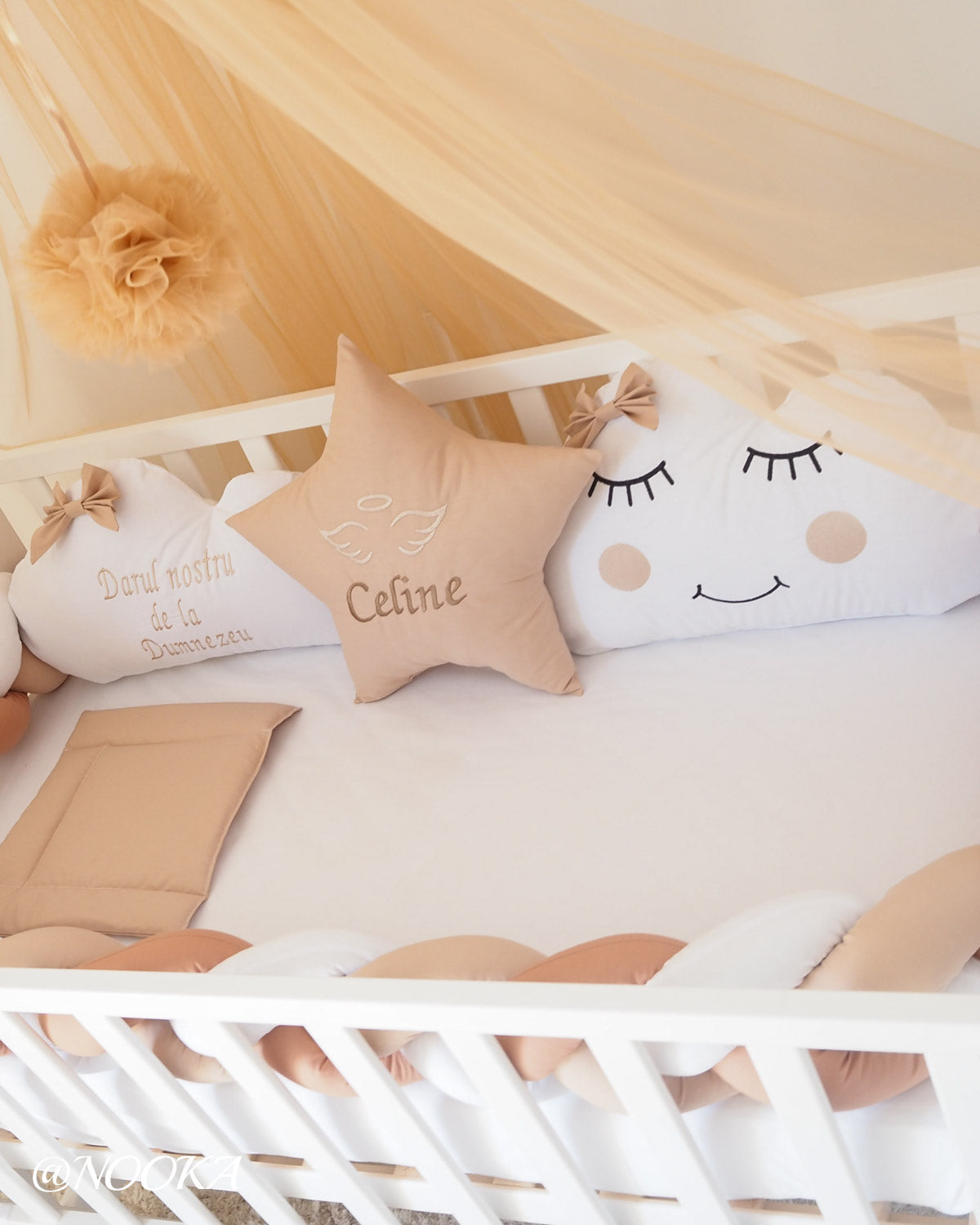 Perne decorative NOOKA - steluta personalizata