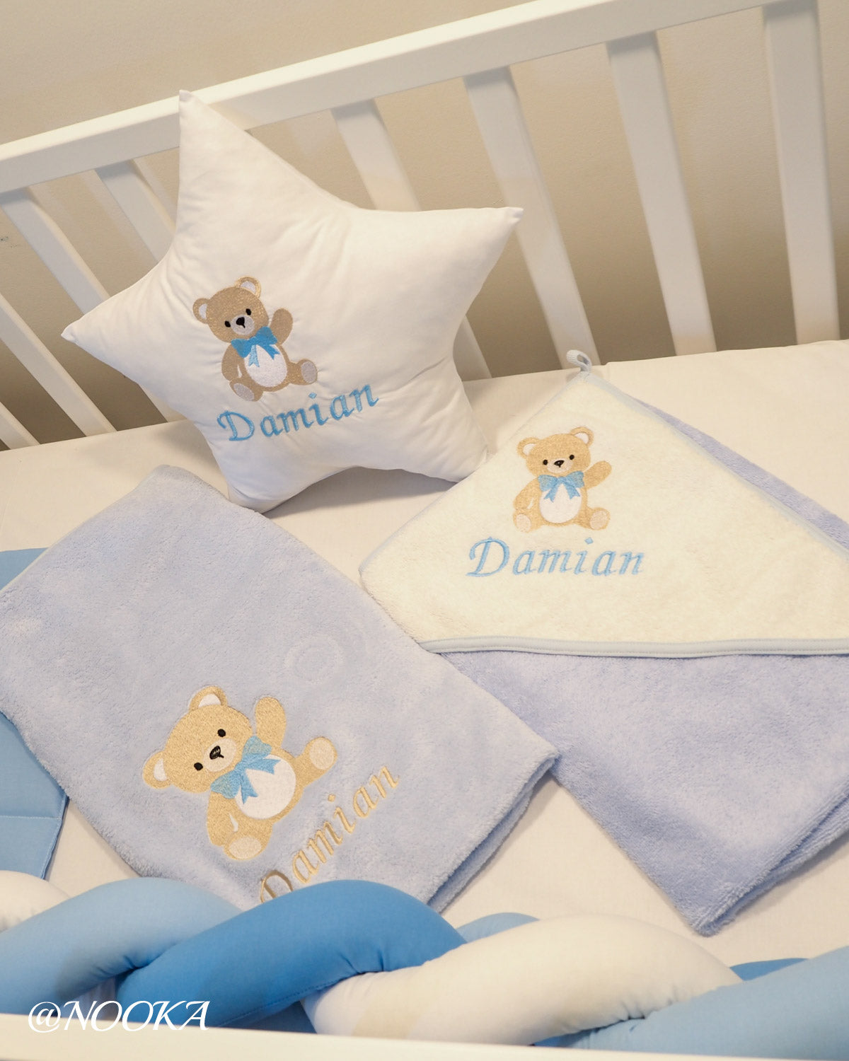 Perne decorative NOOKA - steluta personalizata