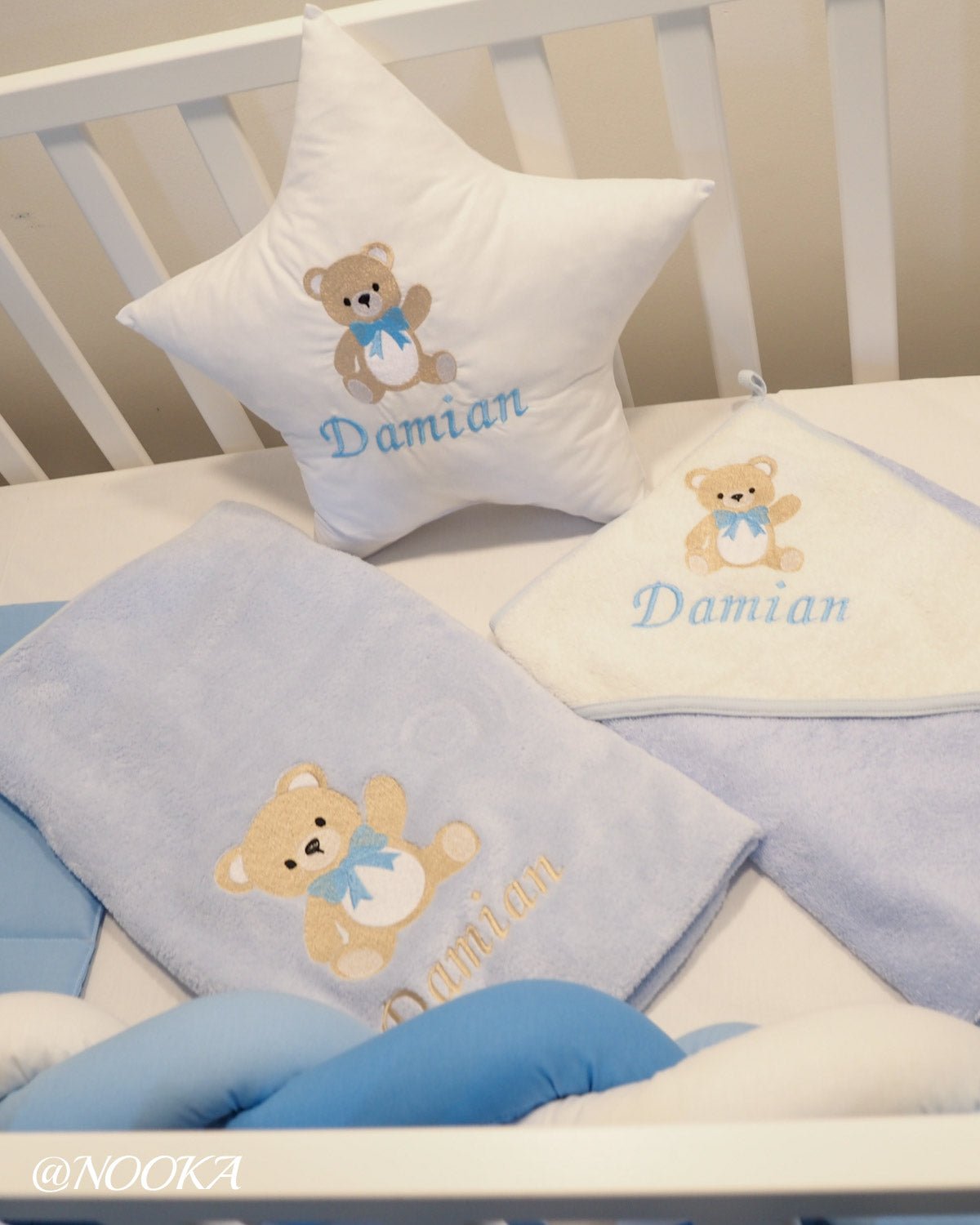 Perne decorative NOOKA - steluta personalizata
