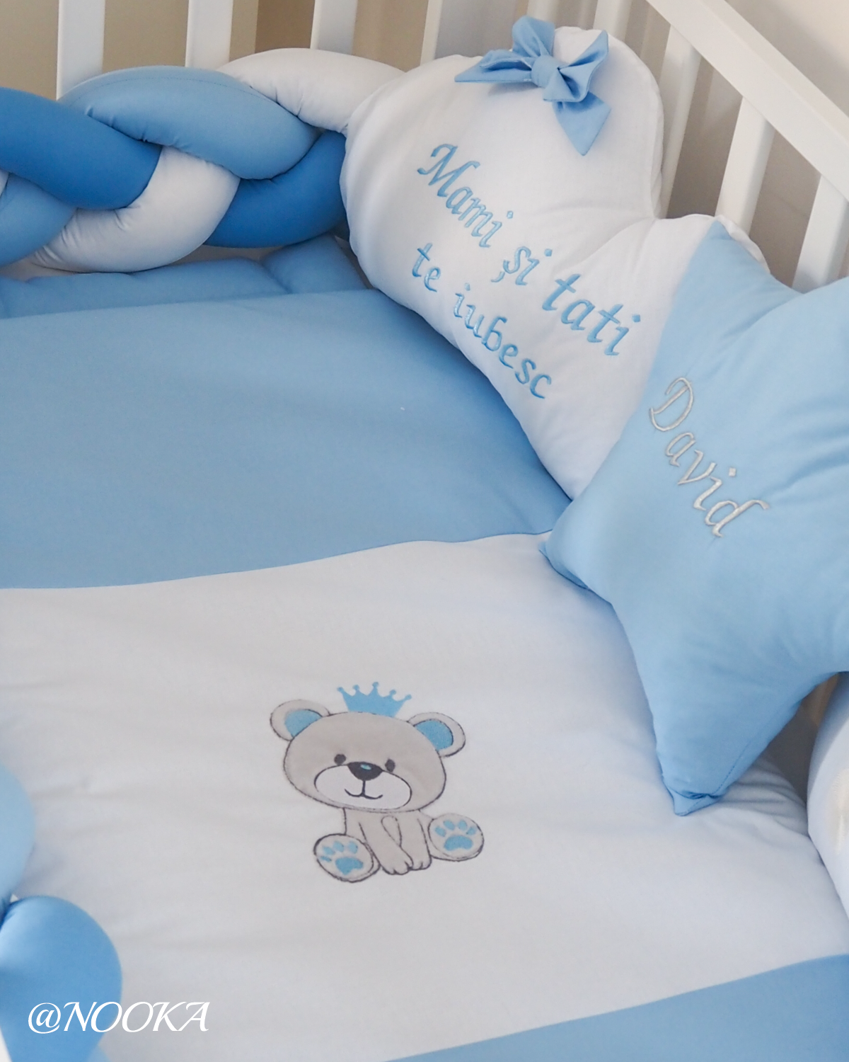 Set lenjerie PREMIUM cu laterale combinate bumper & tip perne- NOOKA Moon Dreams