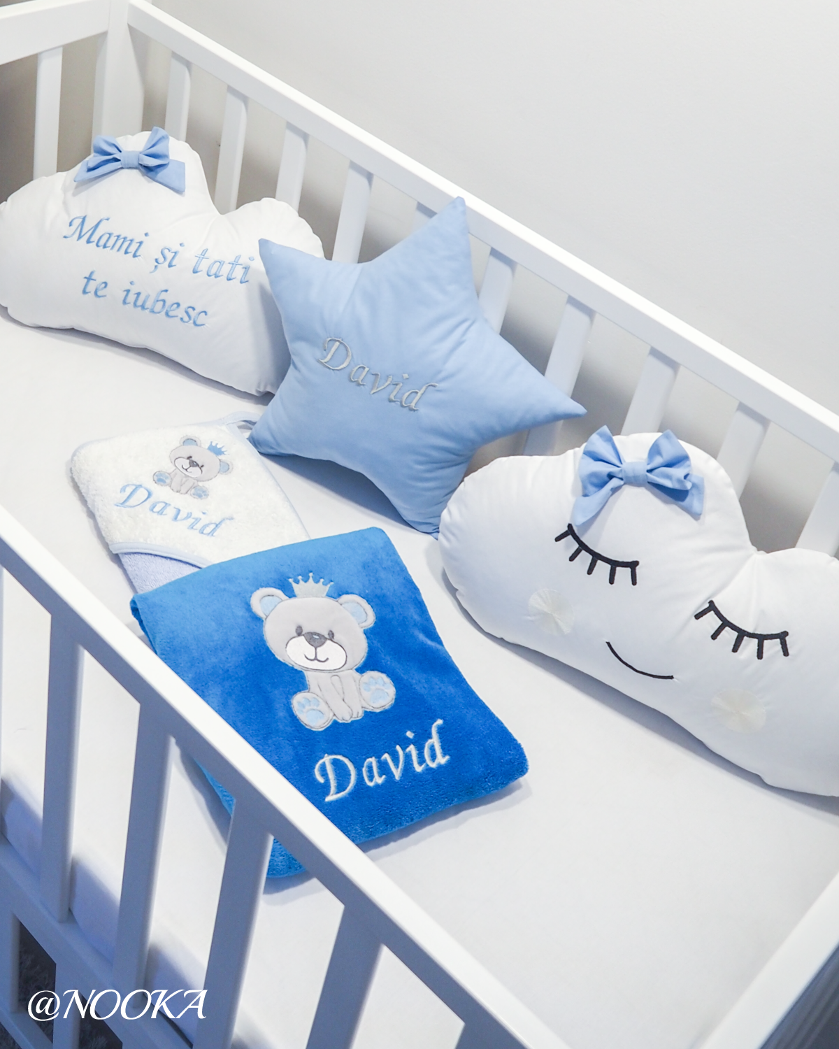 Perne decorative NOOKA - steluta personalizata
